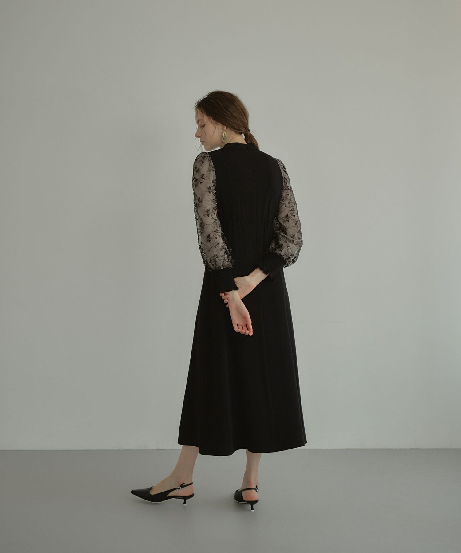 sleeve embroidery dress | ANDRESD