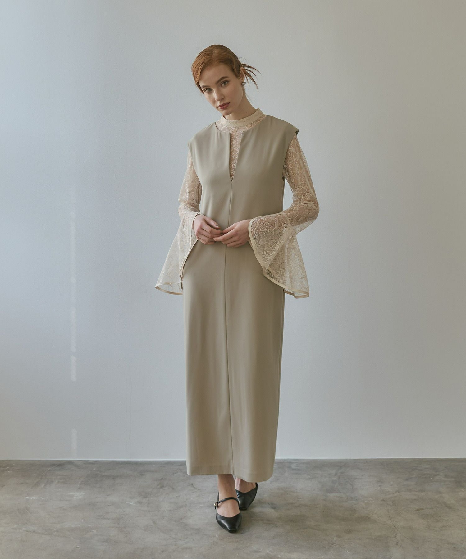 bell sleeve slit dress | ANDRESD