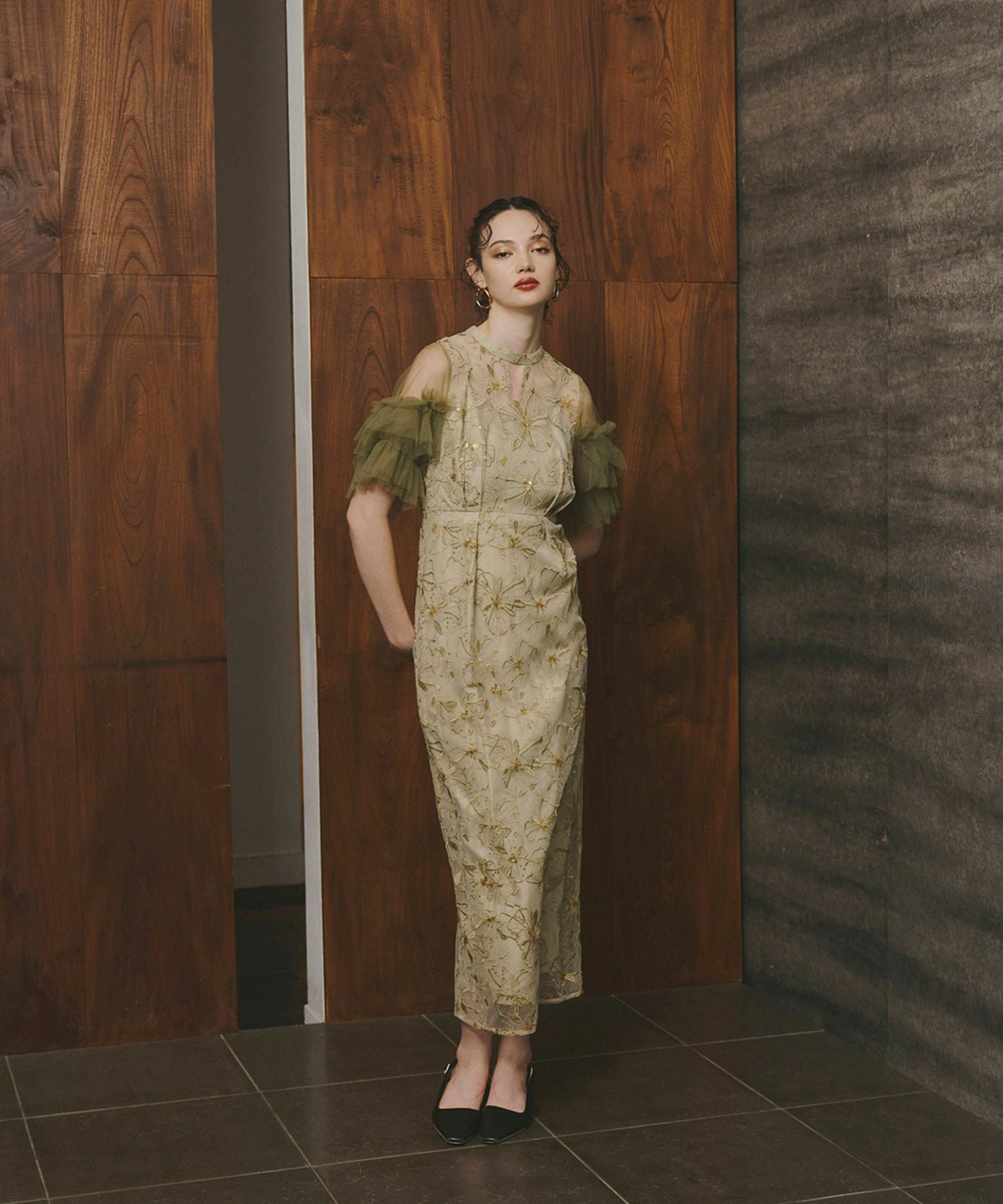 key neck embroidery dress | ANDRESD