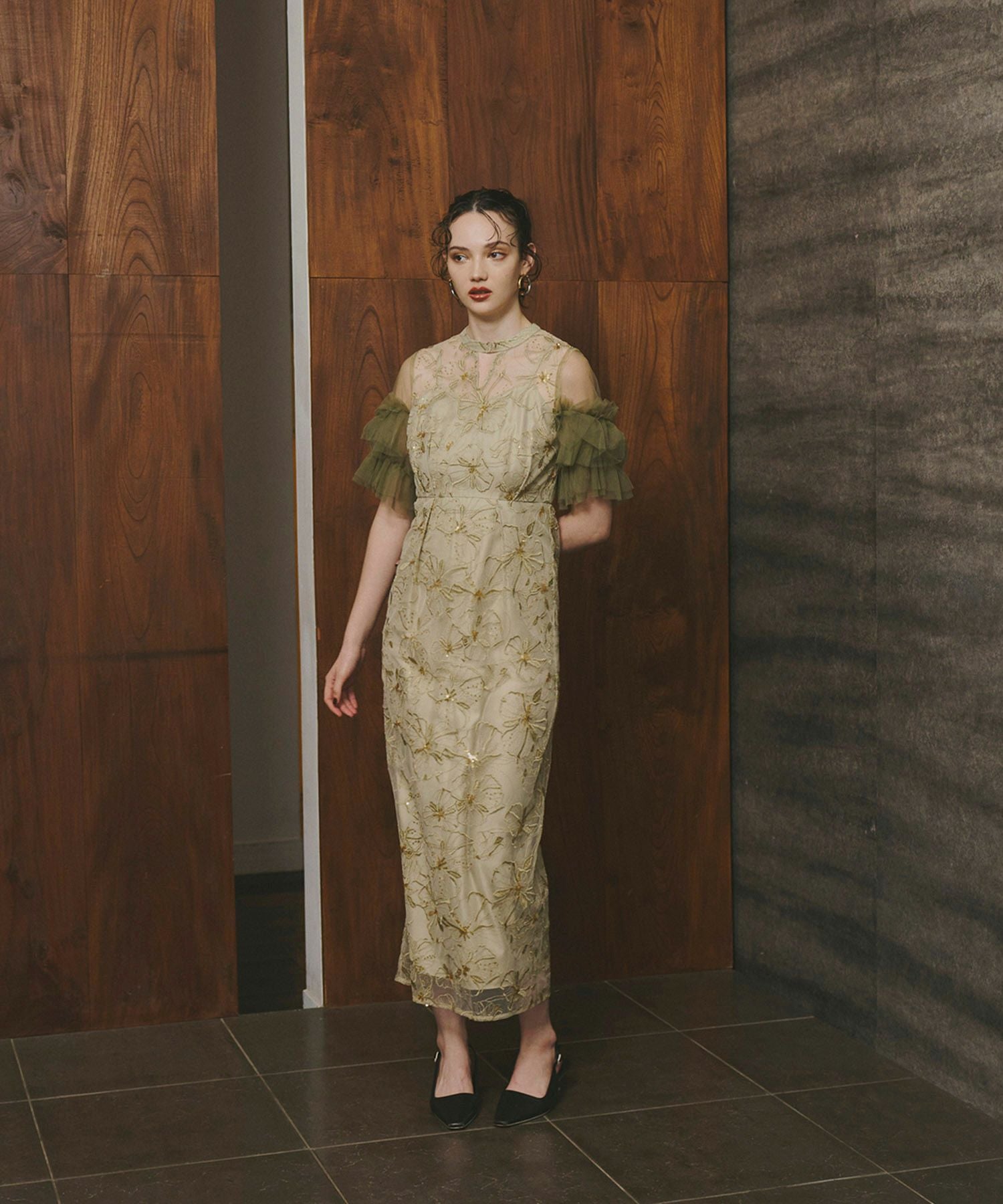 key neck embroidery dress | ANDRESD