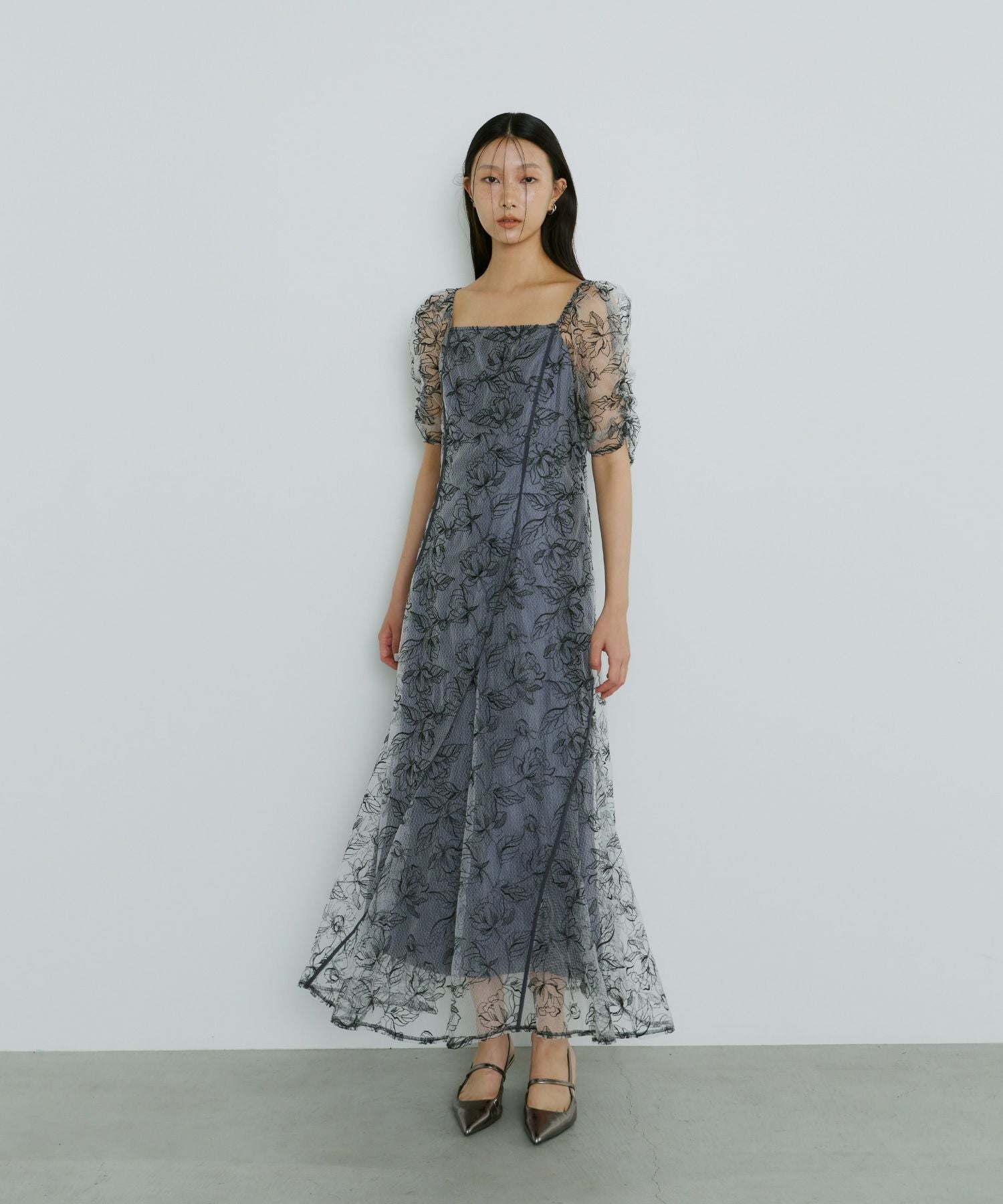 wave piping frare dress | ANDRESD