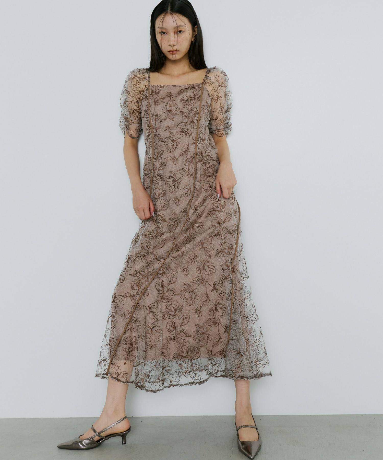 wave piping frare dress | ANDRESD