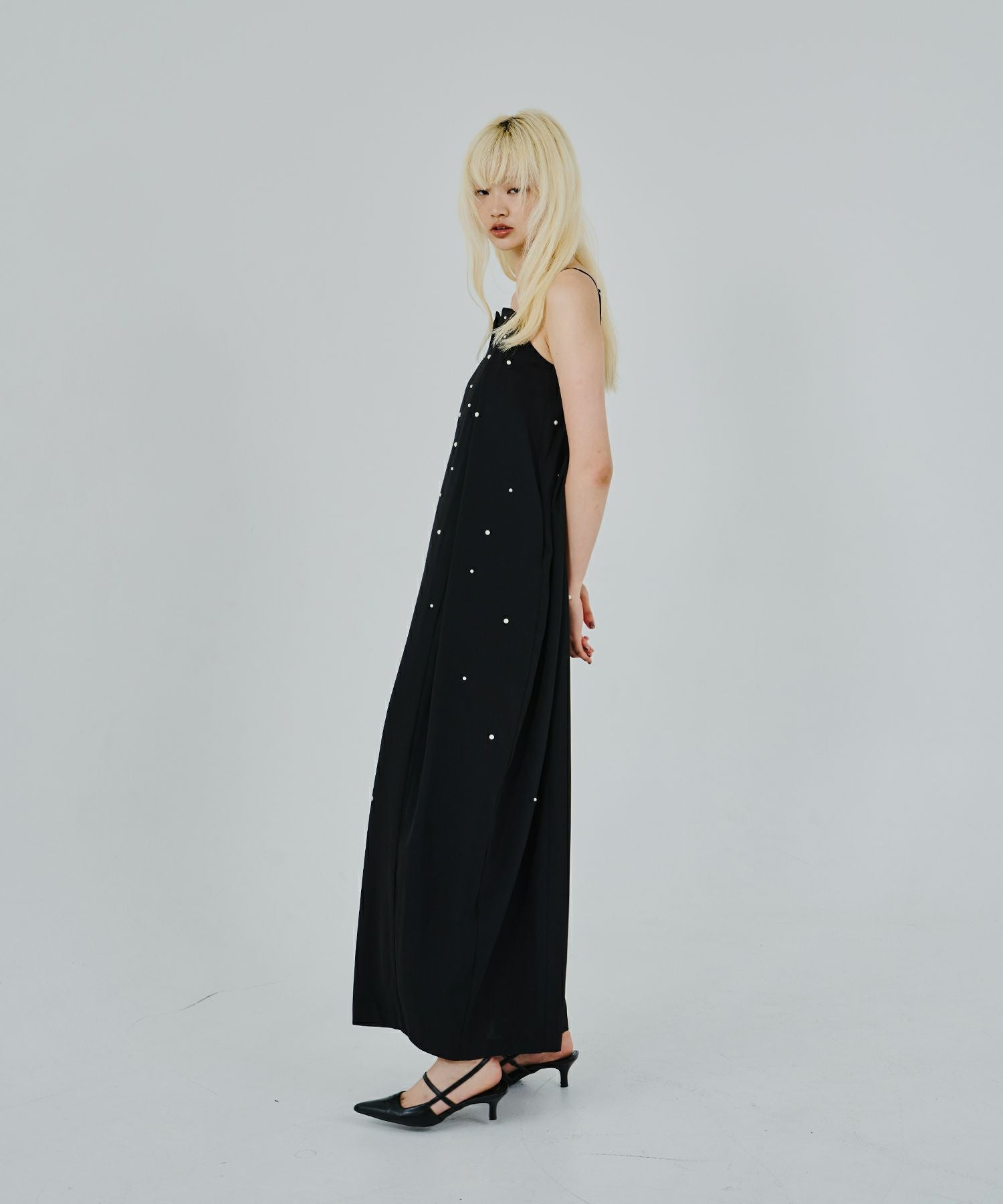 oval form pearl dress | ANDRESD