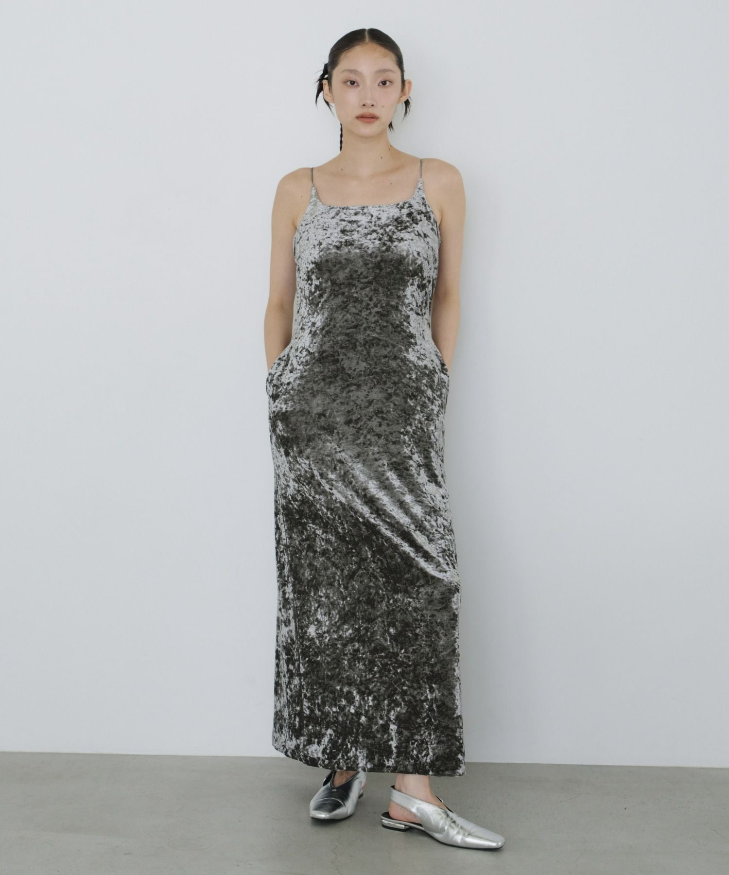 curved square velour dress | ANDRESD