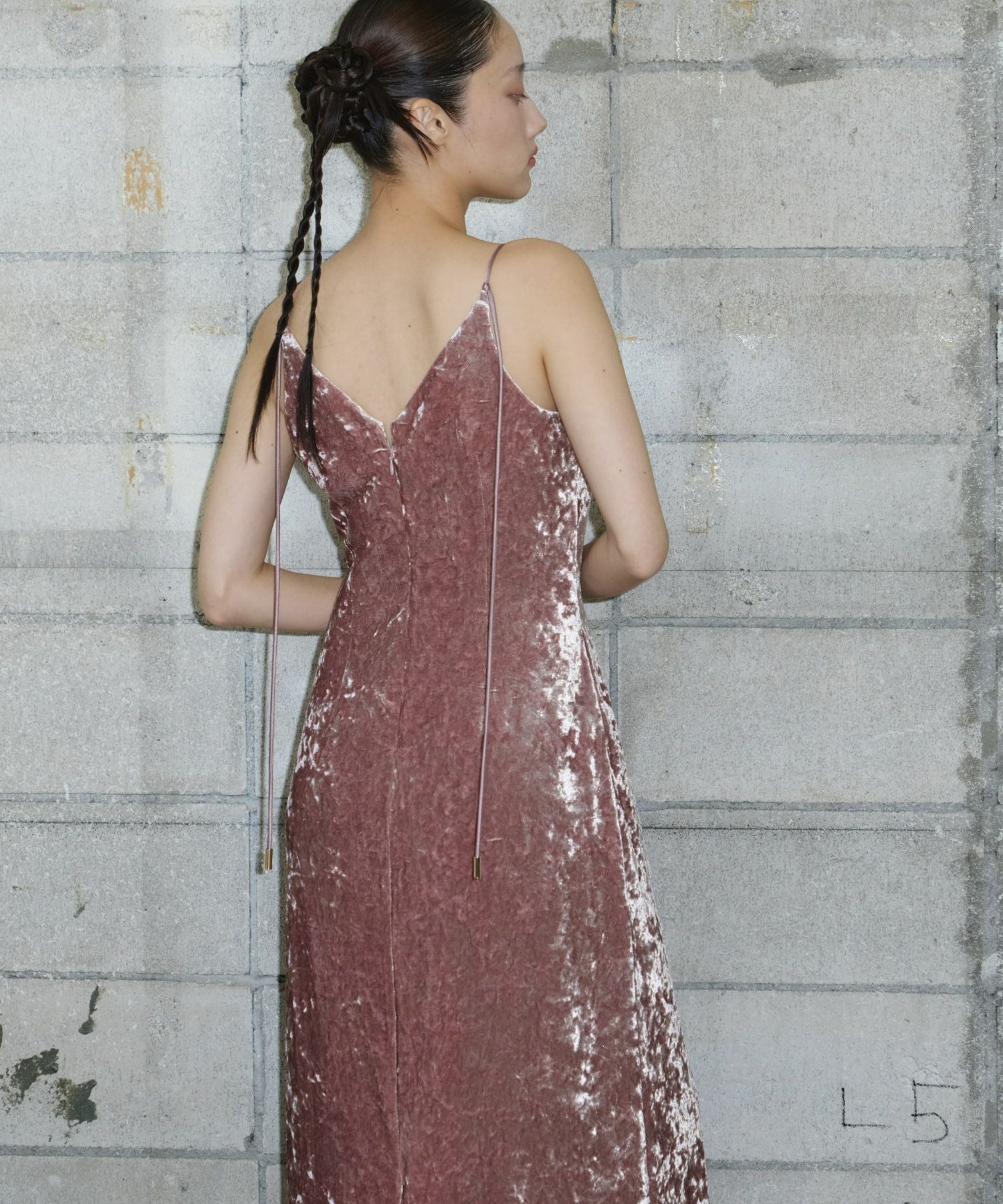 curved square velour dress | ANDRESD