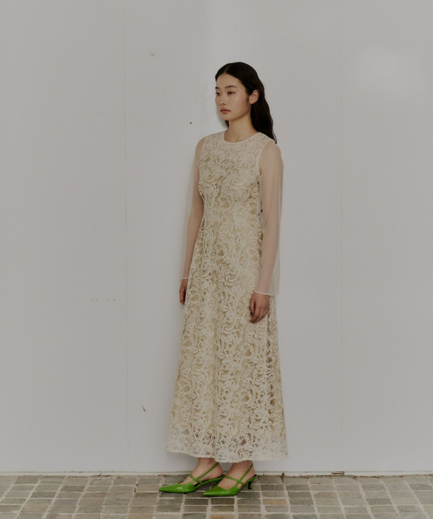 スーツ・フォーマル・ドレス ANDRESD/leaf embroidery back designdress leaf embroidery back design dress | ANDRESD