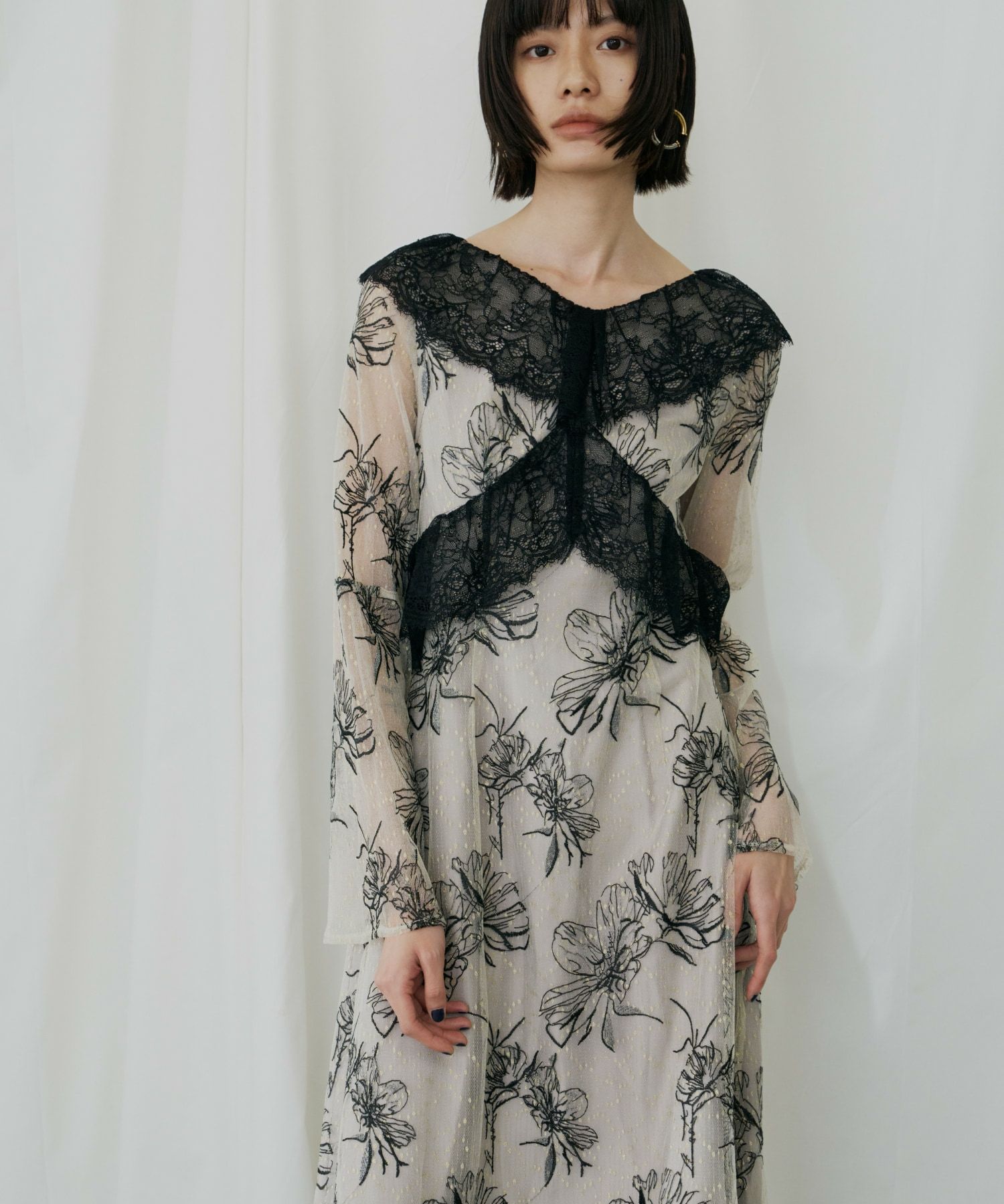 cross lace flower dress | ANDRESD