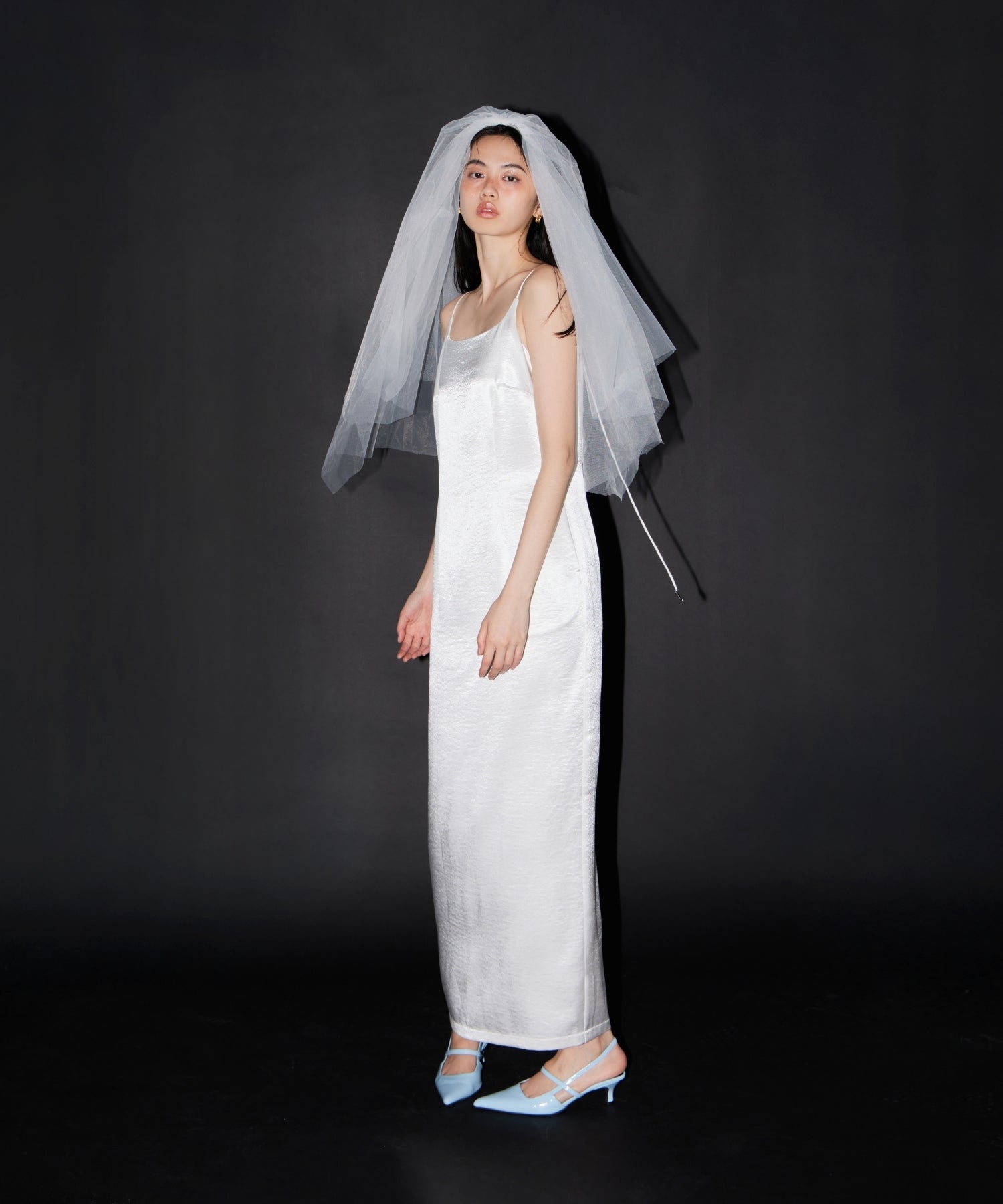 【andresd】glossy satin back ribbon dress glossy satin back ribbon dress | ANDRESD