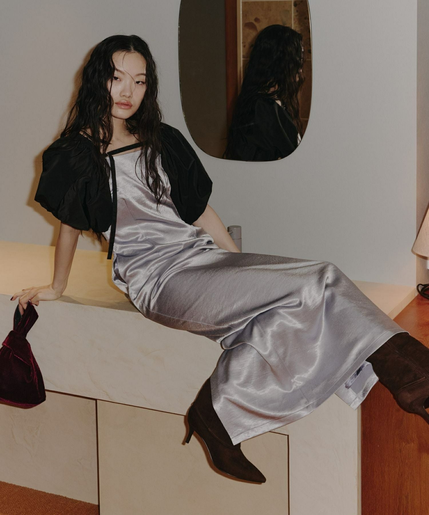 glossy satin back ribbon dress | ANDRESD