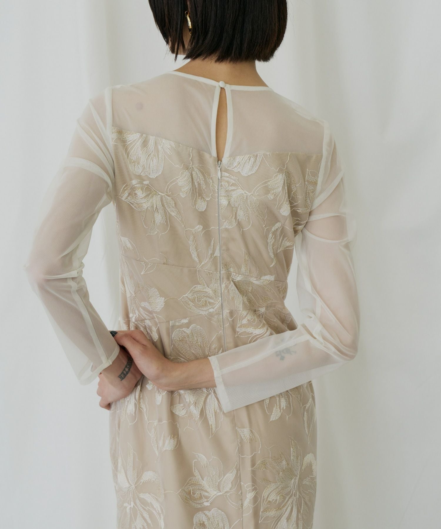 ANDRESD 刺繍入りドレス　クリーニング済み pleated front flower dress | ANDRESD