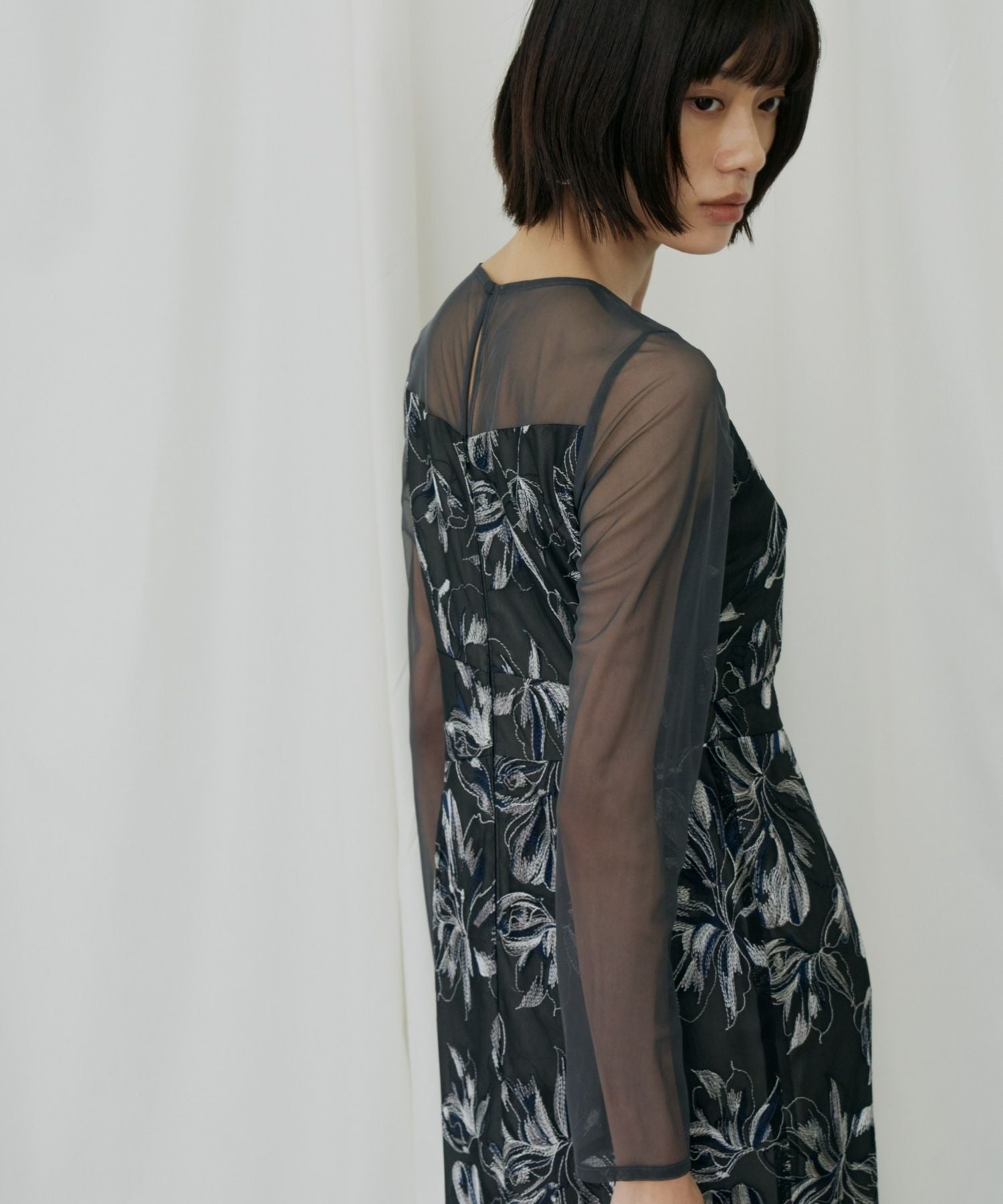 pleated front flower dress | ANDRESD