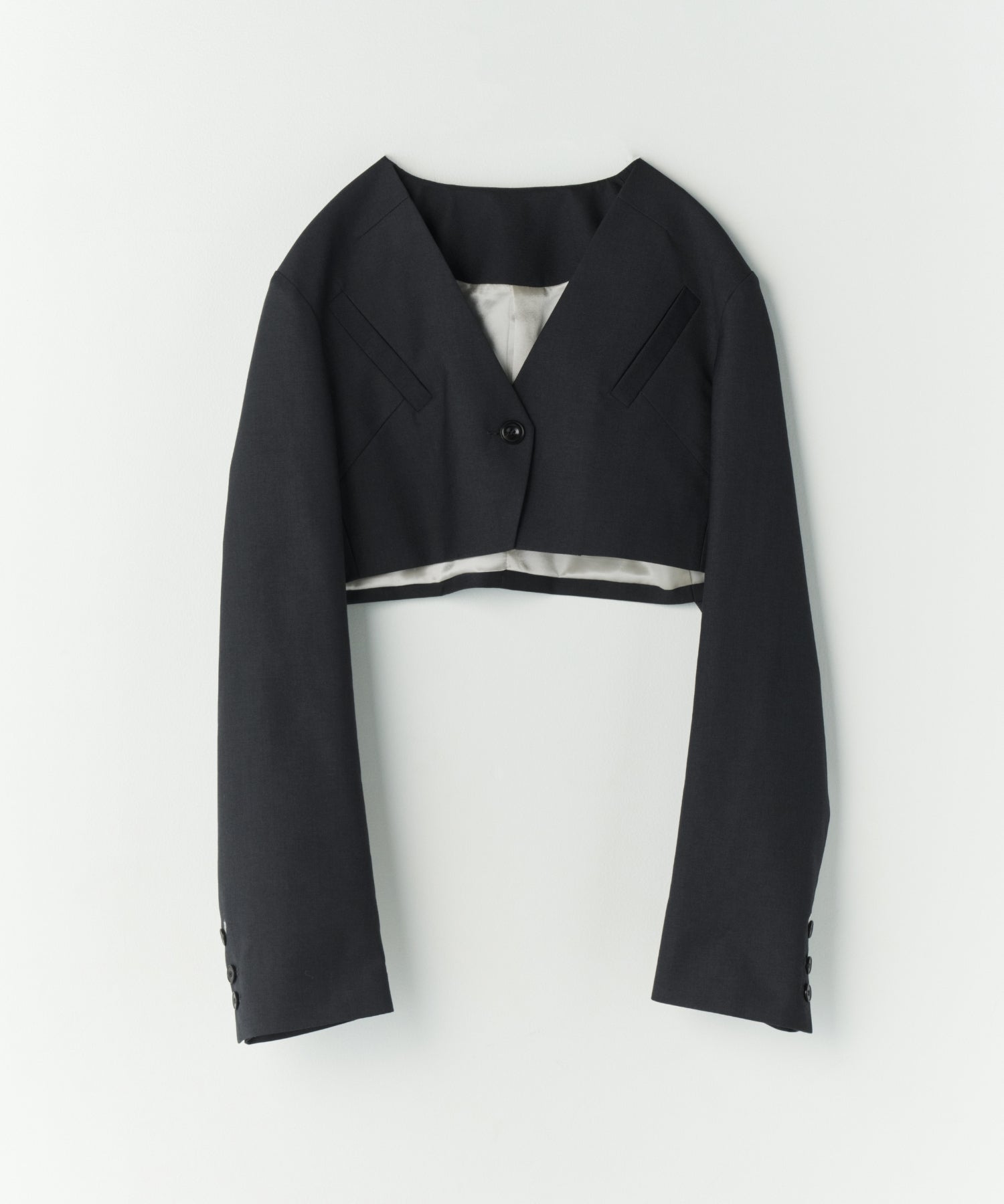 slash pockets cropped jacket | ANDRESD