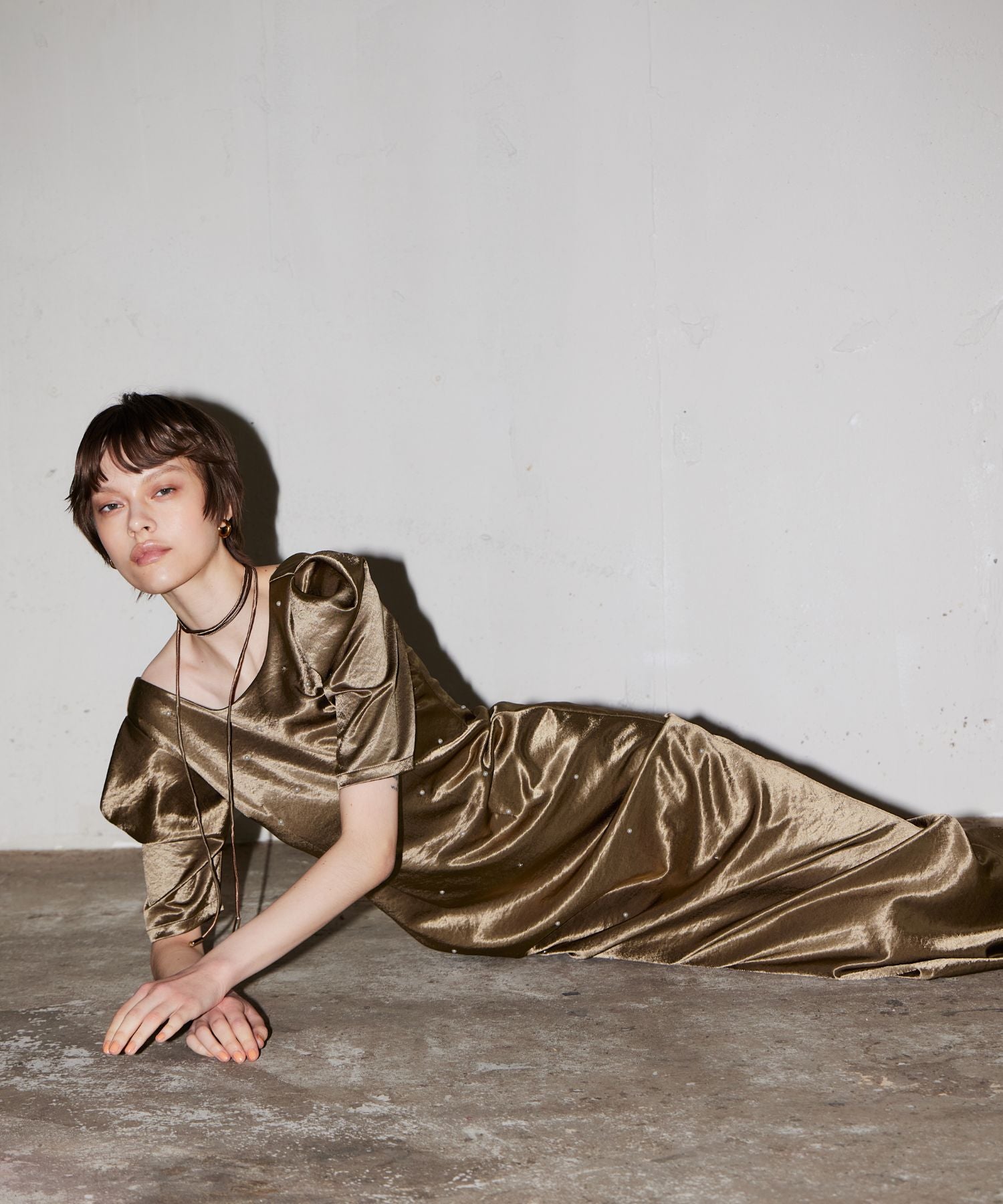 pearl glow satin dress | ANDRESD