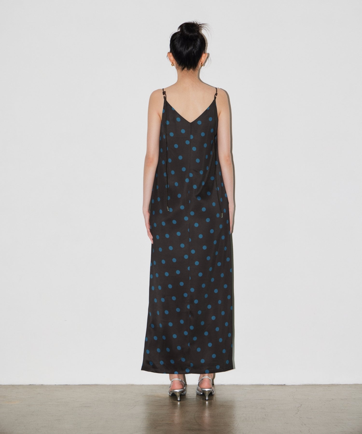 Minimal Dot Satin Dress | ANDRESD